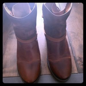 Freebird by Steven Casey ankle booties size 8